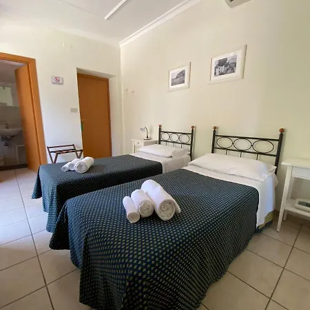 Hotel Hotel 