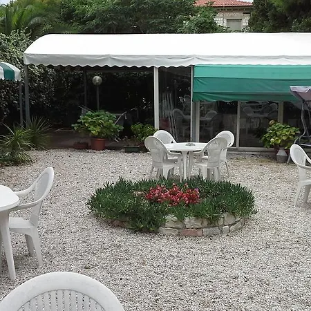 Hotel Hotel 
